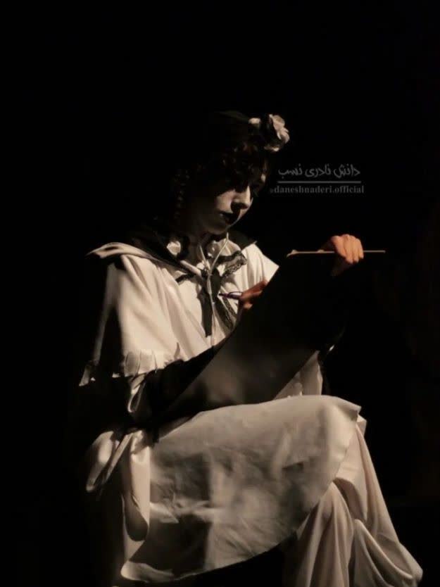 نمایش زندگی