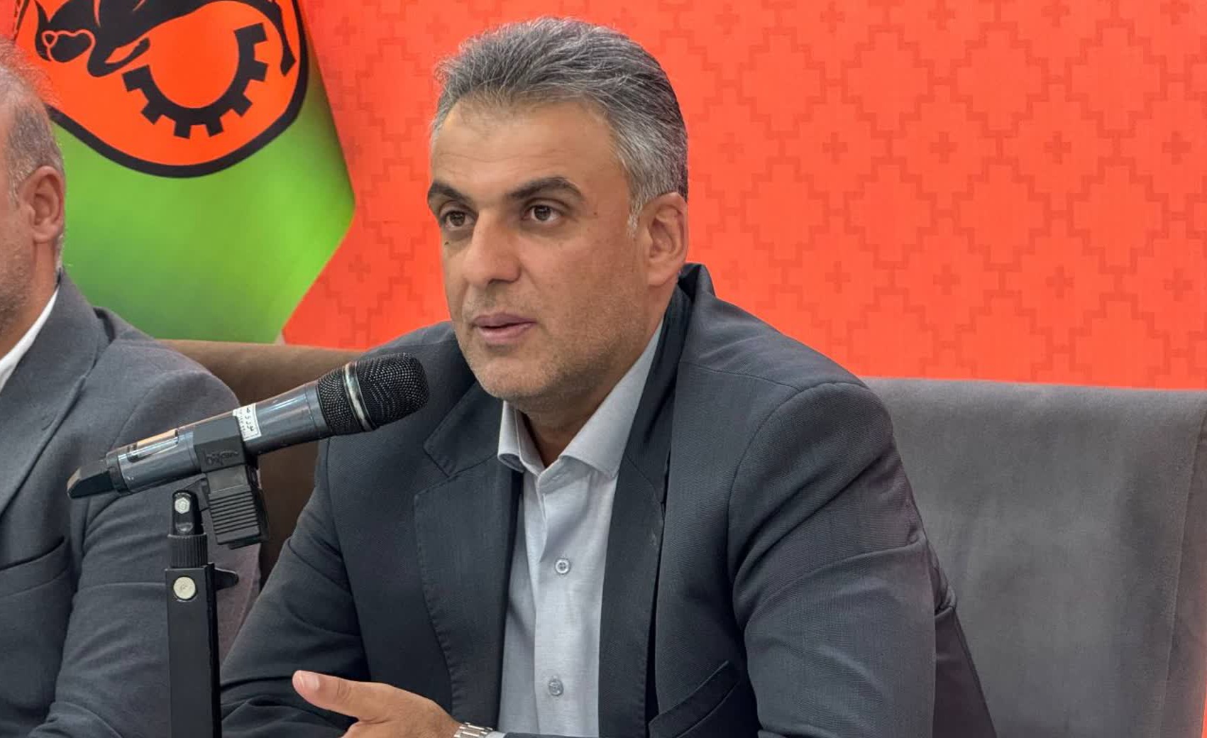 واکنش مدیرعامل باشگاه مس به شایعه اختلاف نظرها با سرمربی فوتبال